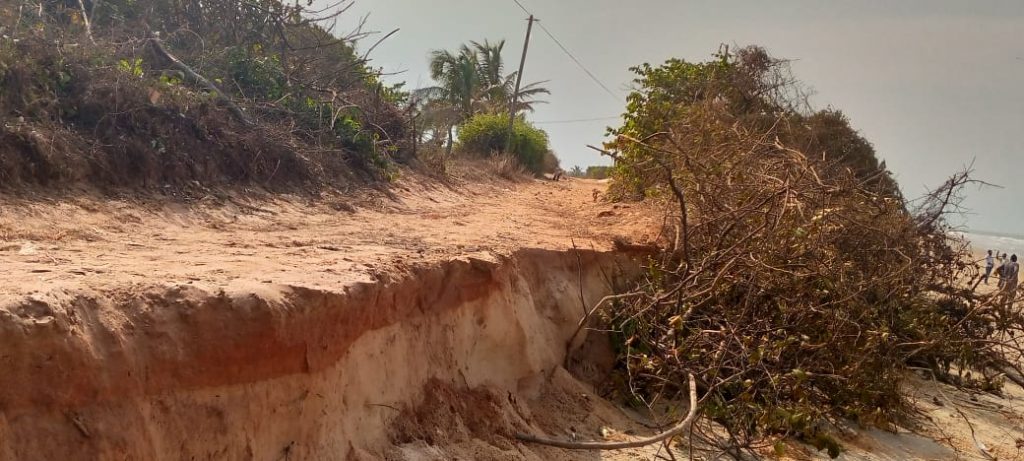 Conséquences de lérosion côtière Kafountine avalée par la mer