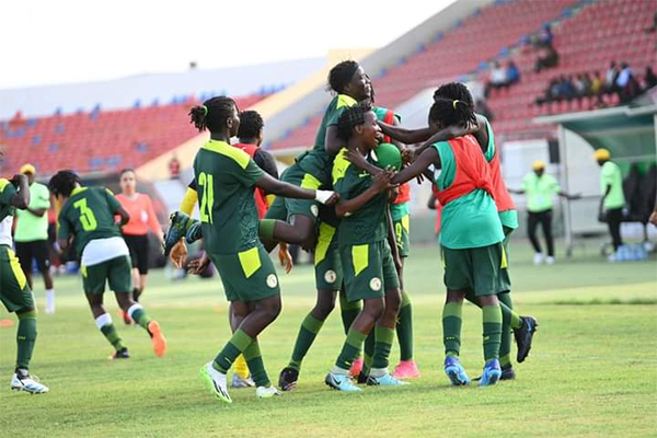 Tournoi Ufoa - U20 Victorieuses De La Gambie (2-0) : Les Lioncelles ...