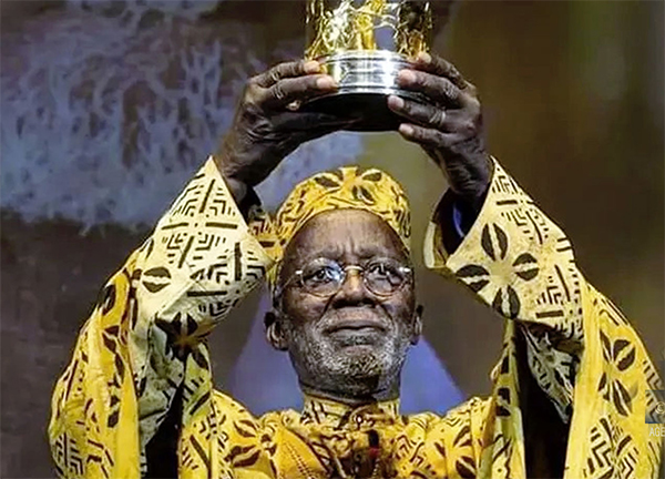 Mali : Disparition du Carrosse d'or du cinéaste Souleymane Cissé -  Lequotidien - Journal d'information Générale